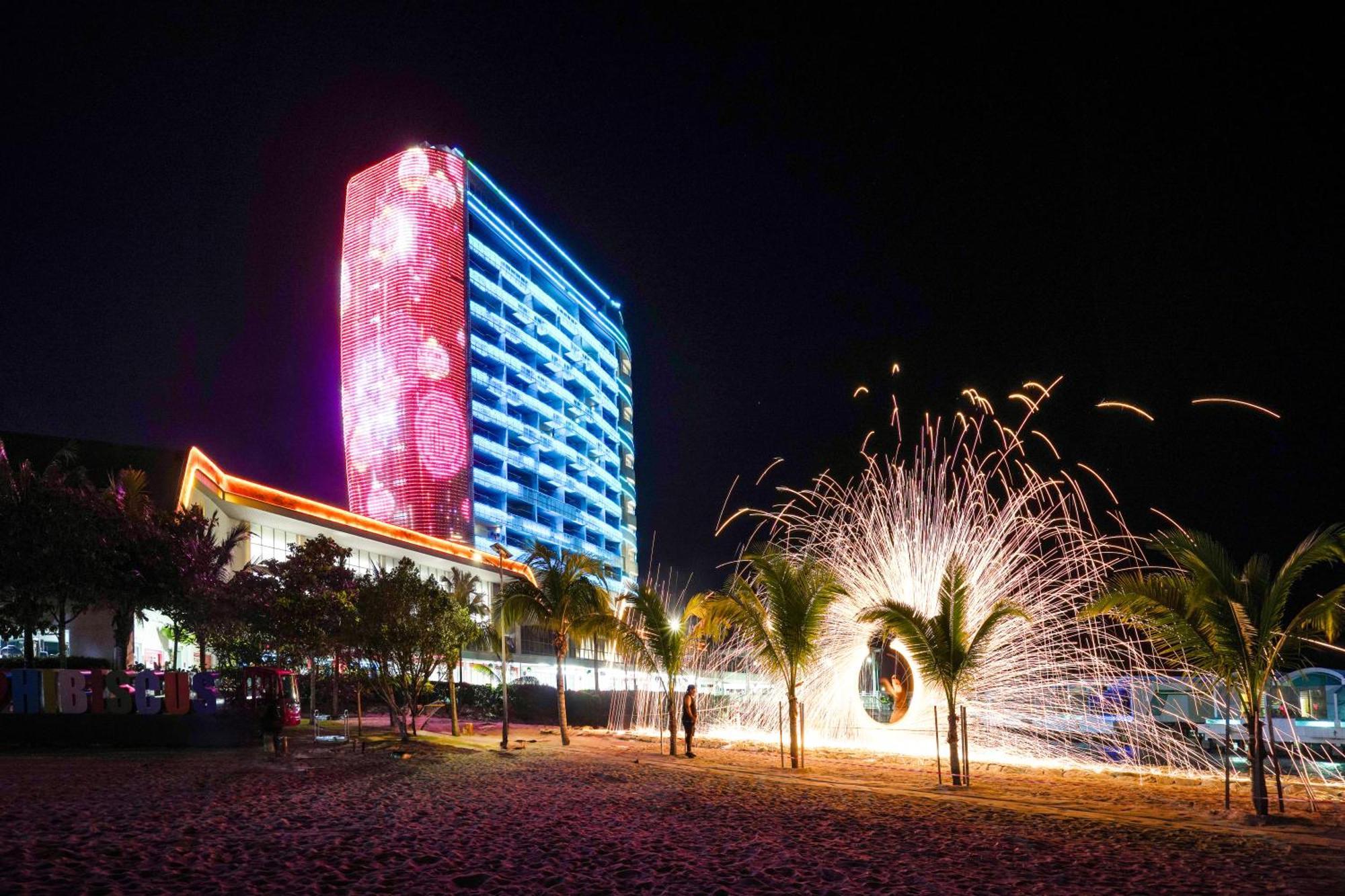 Lexis Hibiscus Port Dickson Hotel Екстериор снимка
